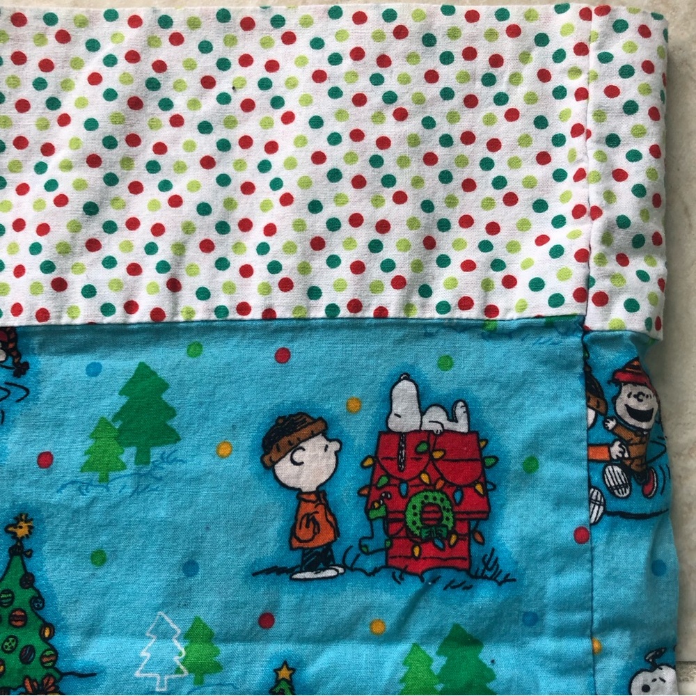 Snoopy Charlie Brown Peanuts Vintage Material Pillowcase Blue Red Christmas Tree
